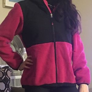 North face girls XL Denali With HOOD